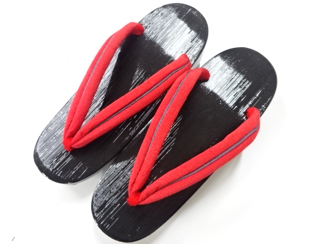 漆塗り　桐下駄(23センチ)